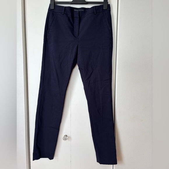 🎉4/30$🎉RW&CO Navy Stretch Trousers - Size 8 - Picture 1 of 5